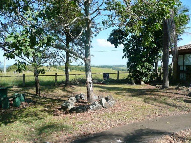 QUIET RURAL LIVING Picture