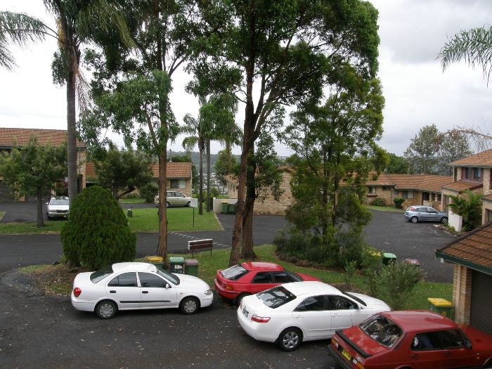 HEIGHTS TOWNHOUSE Picture 3