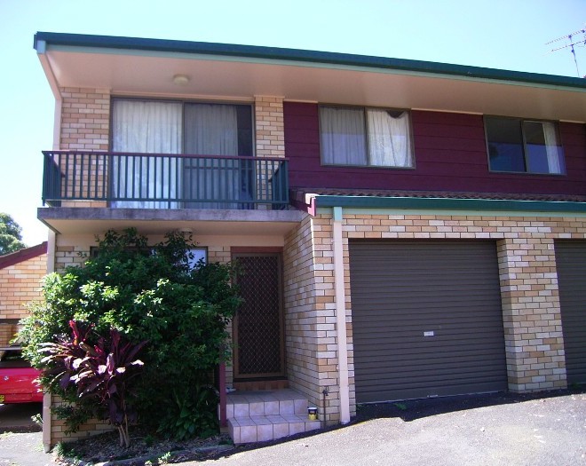 HEIGHTS TOWNHOUSE Picture 1