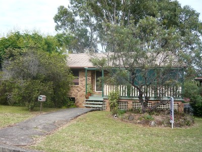 GREAT POSITION - BRICK & TILE Picture GREAT POSITION - BRICK & TILE Picture