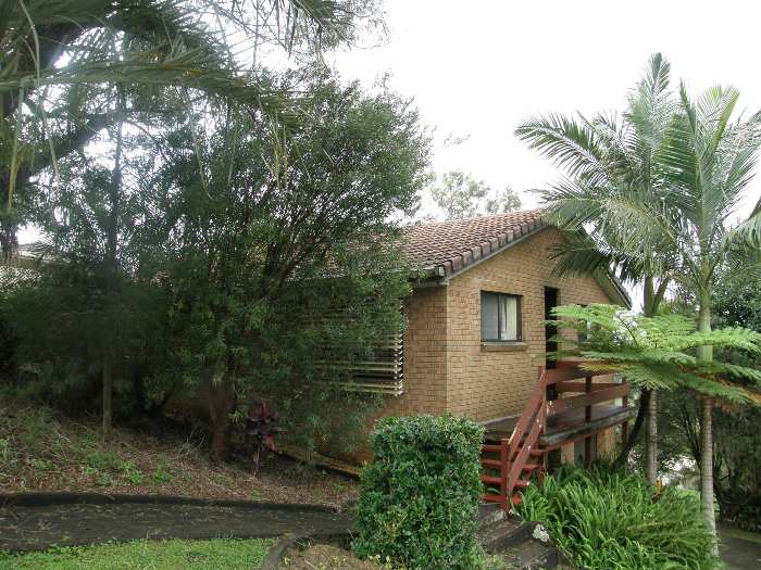 LISMORE HEIGHTS - VIEWS TO THE MOUNTAINS Picture 2