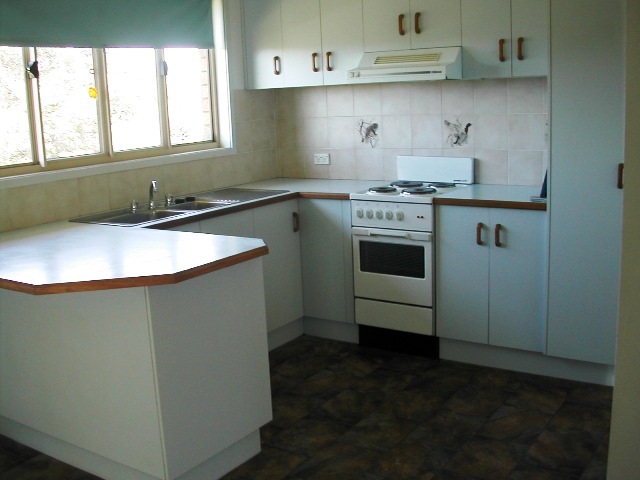 95 OLIVER AVENUE, GOONELLABAH Picture