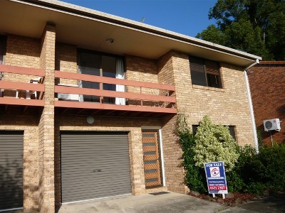 TASTEFULLY REFURBISHED UNIT Picture