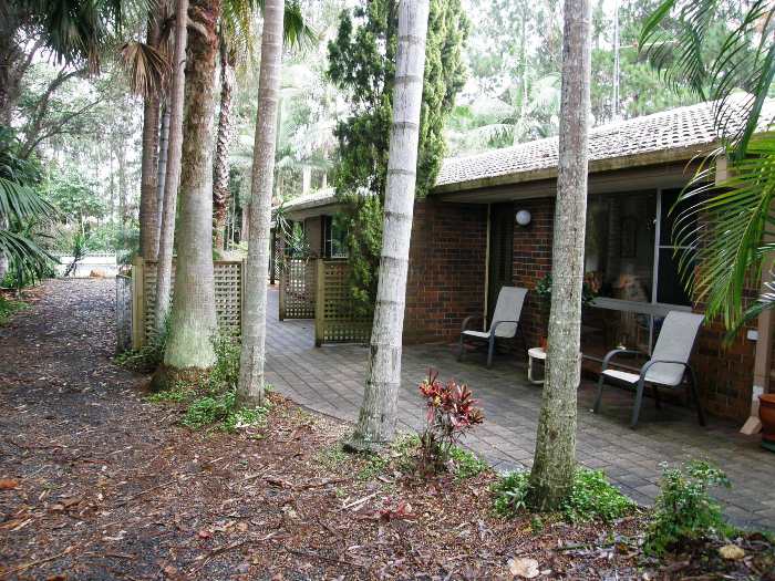 PEACEFUL & PRIVATE Picture 1