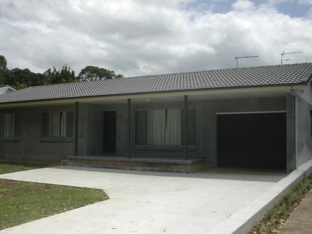 RENOVATED GOONELLABAH HOME Picture