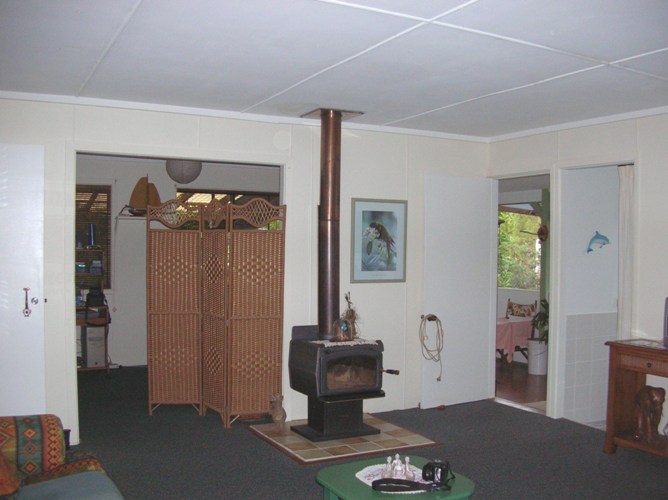 LOOKING FOR A TREE CHANGE Picture 3