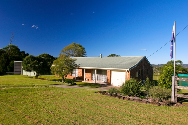 SMALL FARM CLOSE TO CBD Picture 2