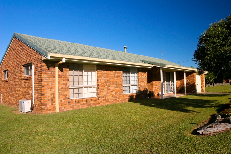 SMALL FARM CLOSE TO CBD Picture 3