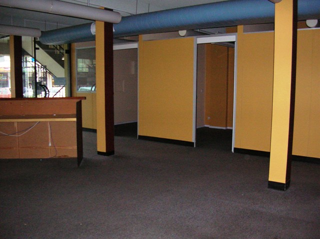PLUG & PLAY OFFICE IN WOODLARK Picture 3