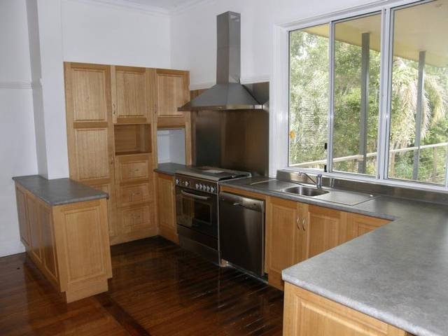RENOVATED EAST LISMORE HOME Picture