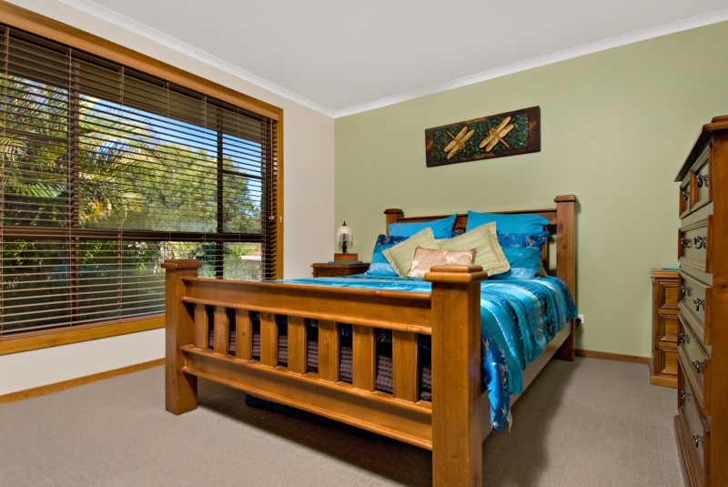 COMPLETE FAMILY HOME Picture 3