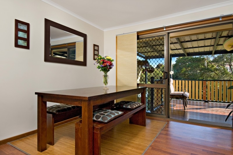 COMPLETE FAMILY HOME Picture 2