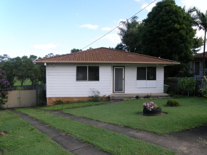 A NICE TOUCH Picture 1