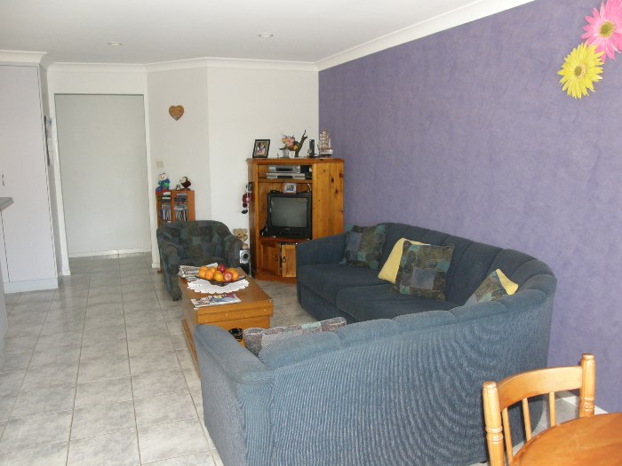 SURRENDER TO COMFORT Picture 3