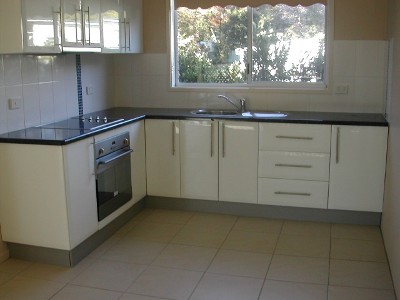 REDUCED IN PRICE! - TENANTS BREAKING LEASE Picture