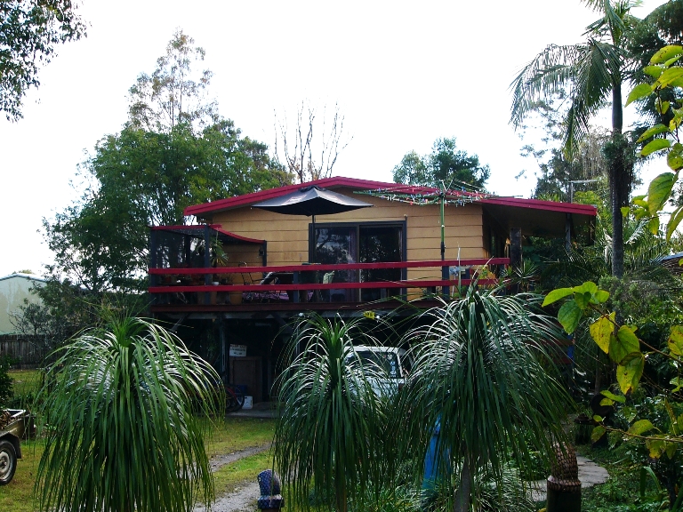 SUPRISING FAMILY RETREAT Picture 1