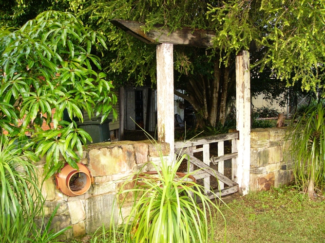 SUPRISING FAMILY RETREAT Picture 3