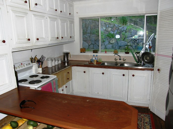 LOVELY LOCATION - SPACIOUS BLOCK Picture 3