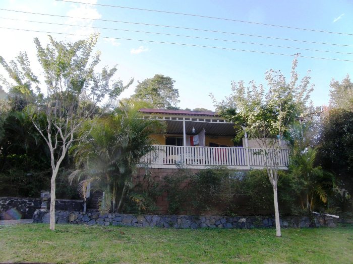 LOVELY LOCATION - SPACIOUS BLOCK Picture 1