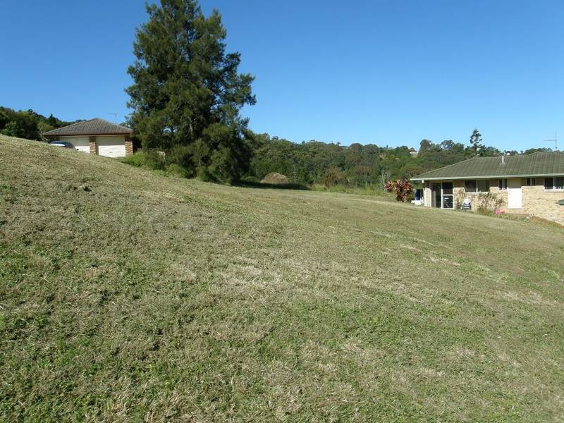 VACANT LAND WITH VIEWS Picture 1