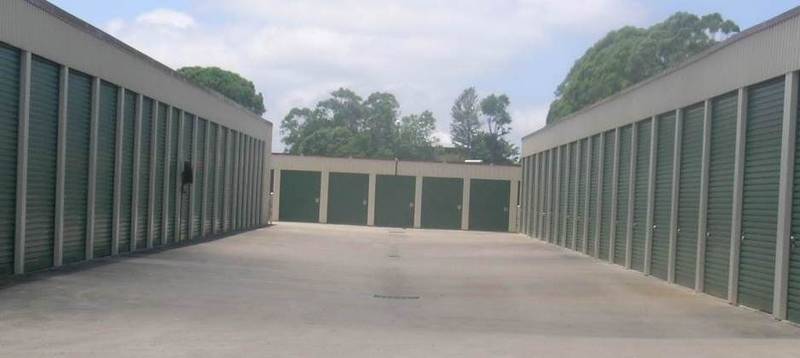 AAU LOCKUP STORAGE Picture 2