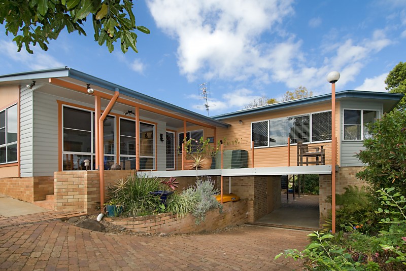 HIDDEN TREASURE IN GOONELLABAH Picture 1