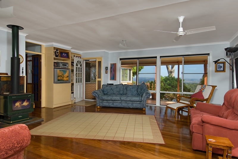 HIDDEN TREASURE IN GOONELLABAH Picture 3