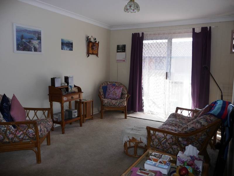 CENTRALLY LOCATED UNIT Picture 2