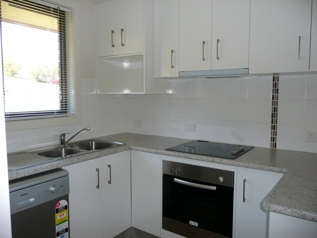 MODERN GOONELLABAH UNIT Picture 3