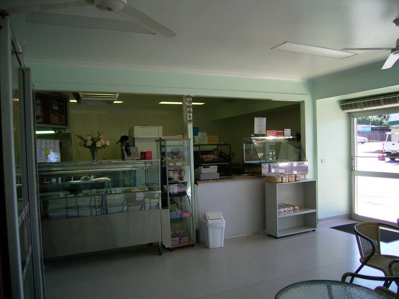 SEAFOOD & TAKEAWAY Picture 3