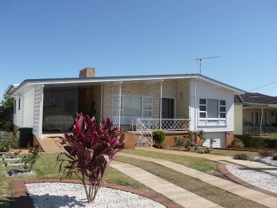 NEAT AS A PIN - READY TO MOVE IN Picture