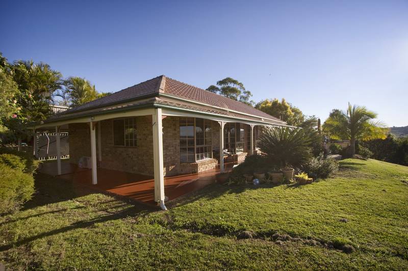 RICHMOND HILL - LOVELY VIEWS Picture 3