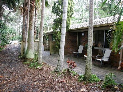 JUST ON THE OUTSKIRTS OF GOONELLABAH Picture JUST ON THE OUTSKIRTS OF GOONELLABAH Picture