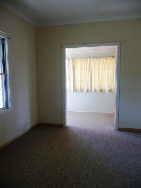 LARGE HOME AT NORTH LISMORE Picture 3