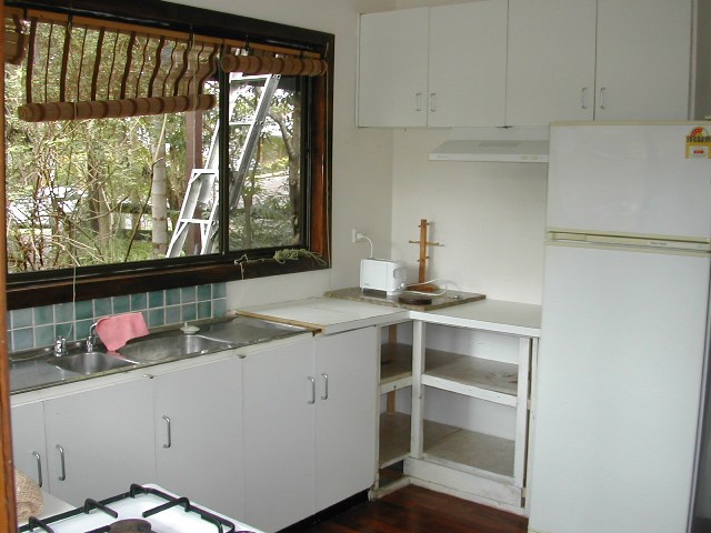 COTTAGE - 1 BEDROOM HOME Picture 3