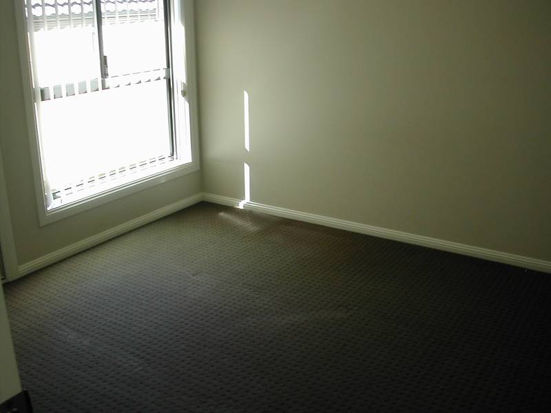 MODERN LOWSET DUPLEX Picture 2