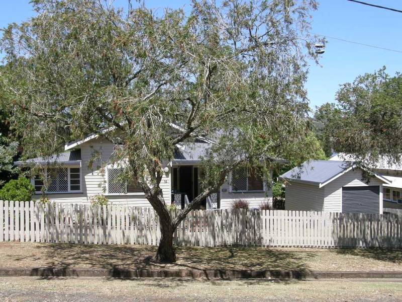 CHARMING EAST LISMORE HOME Picture 3