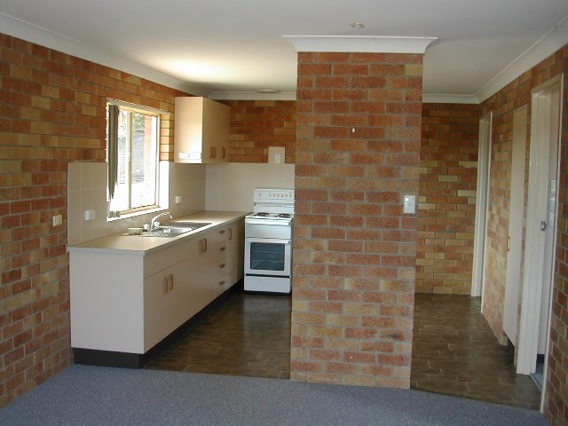 2 BEDROOM UNIT Picture 3