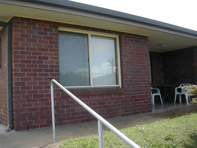 2 BEDROOM UNIT Picture 1