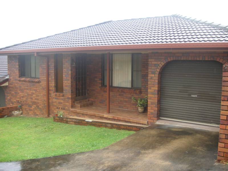 GOONELLABAH DUPLEX Picture 1