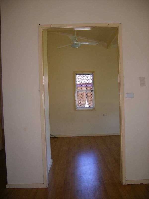 Doluble Lock-up Garage Picture 3