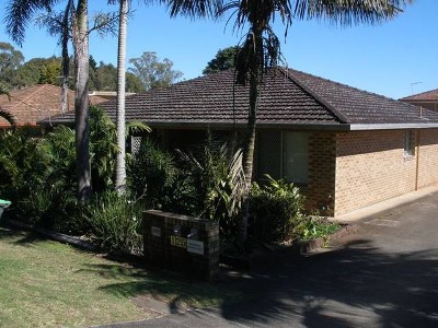 Handy to Shops Picture