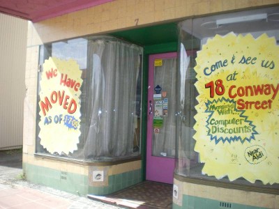 How sweet it is to rent a shop like this.. Picture