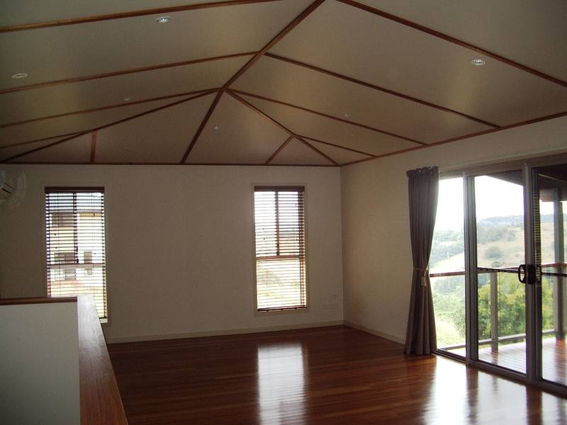 MODERN TOWNHOUSE Picture 3