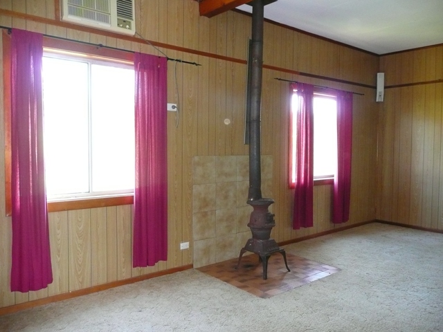 COUNTRY FEEL Picture 1