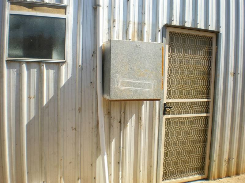 Dominator - Industrial Shed with a big view Picture 3