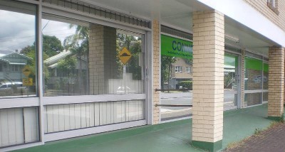 Its all happining in this office ! Picture