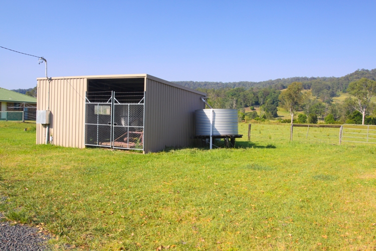 GRAZING, CREEK & HOME SWEET HOME Picture 3