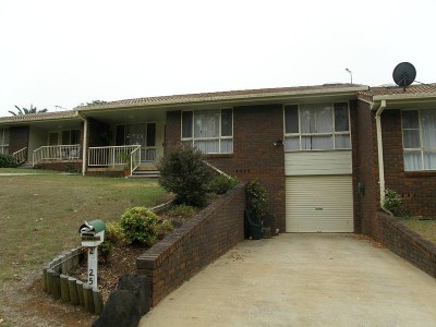 STYLISH UNIT EAST LISMORE Picture