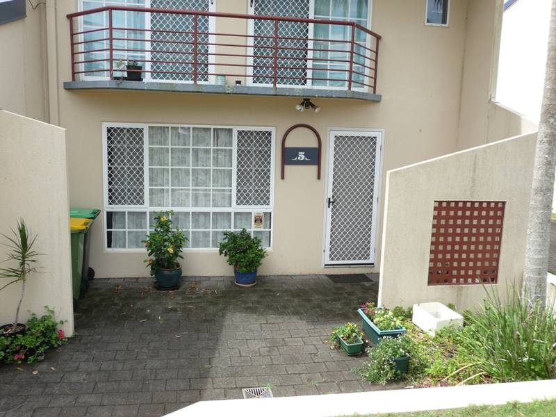 GREAT 1ST HOME Picture 3